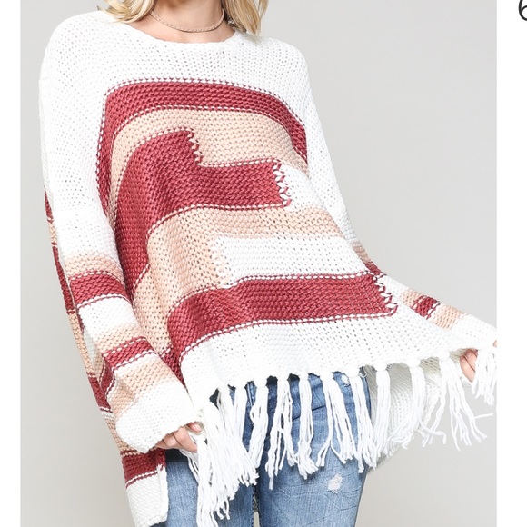 NEW ! 5 🌟 s! Boho fringe sweater - Picture 2 of 3